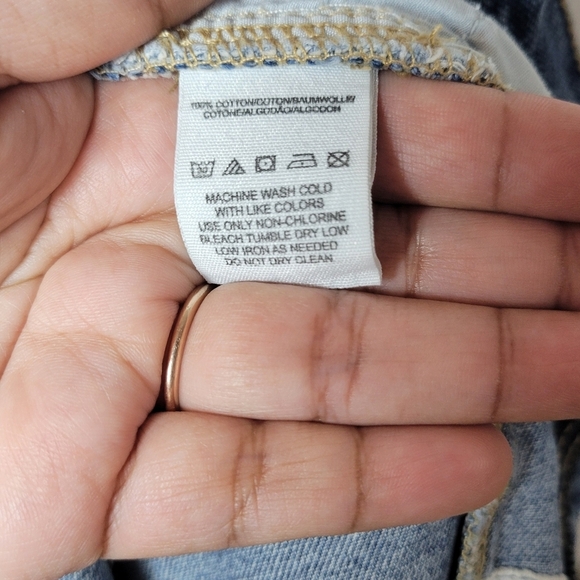 Free People Crochet Trim Denim Shorts Size 29 | Boho Summer Beachwear - Picture 7 of 10